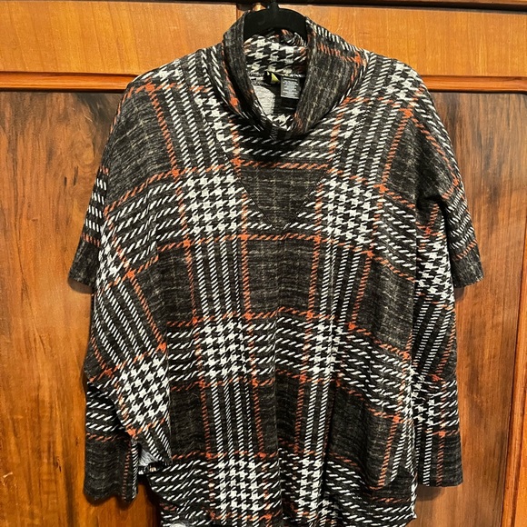 Pure Essence Tops - PURE Essence Top and Matching Cape